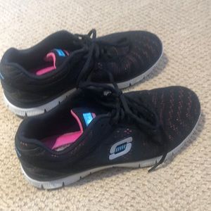 Women Skech Knit Skechers with memory foam insole